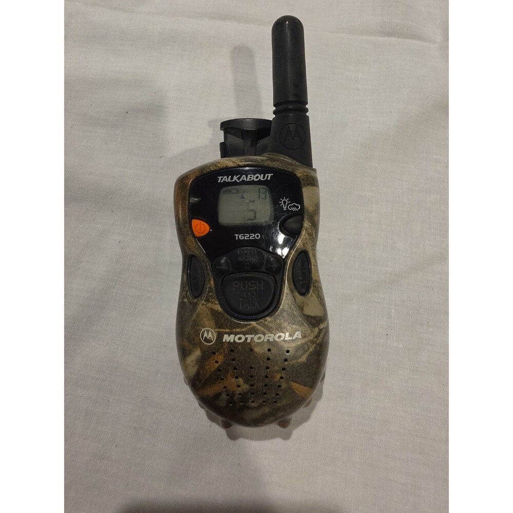 1 Motorola Talkabout T6220 Walkid Talkie - Replacement - Push To Talk Camo
